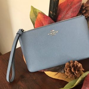 Small Coach wristlet